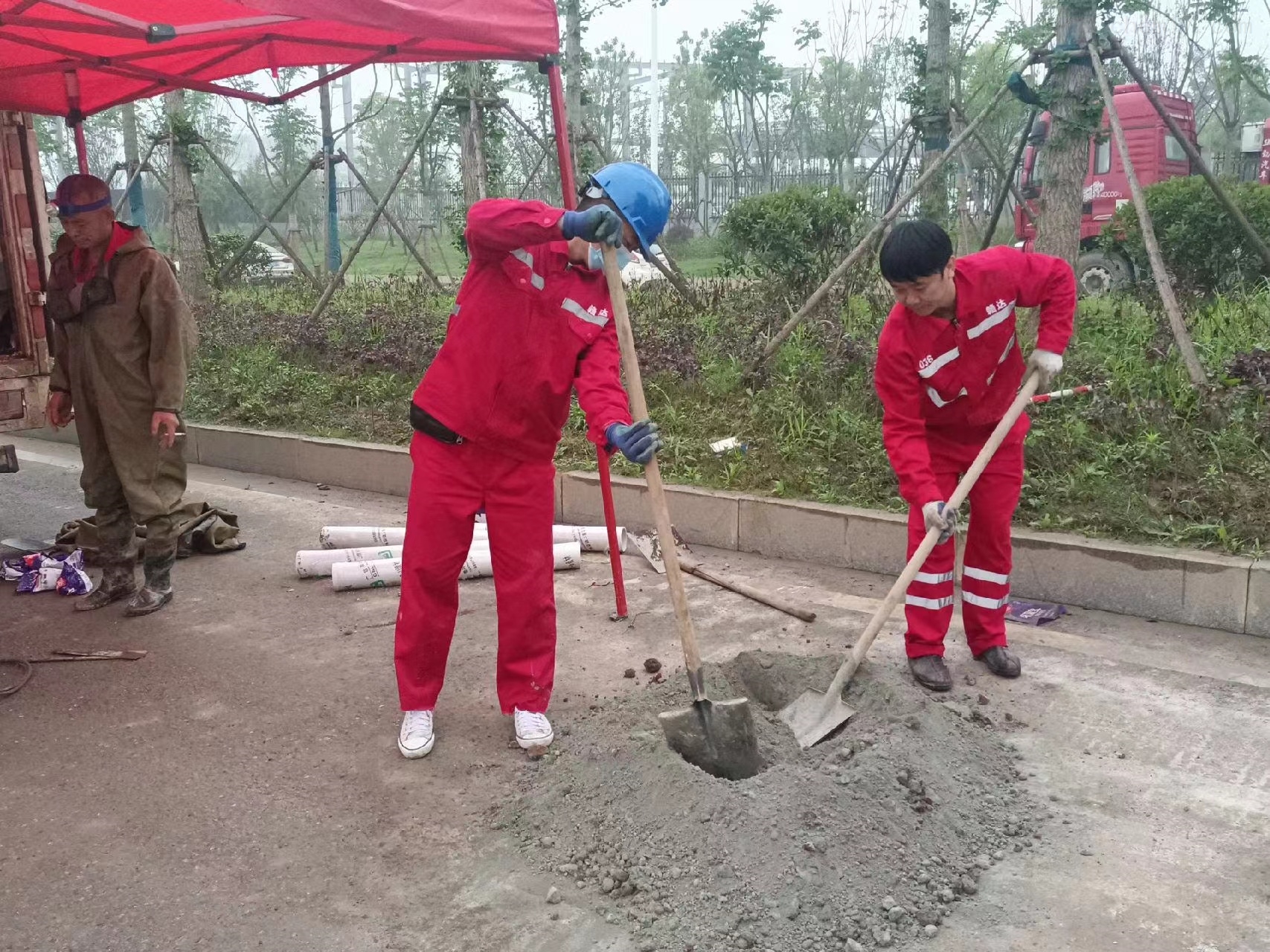 大东管道疏通哪家好】及时进行市政管道清淤