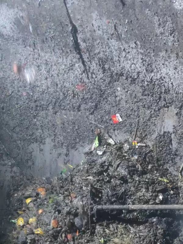 大东污水池清理